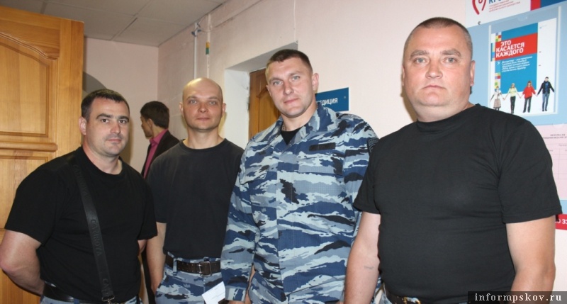 Фото с 60.mvd.ru
