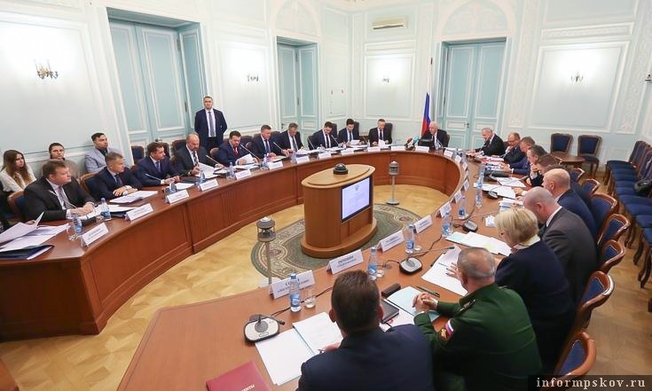 Фотографии предоставлены пресс-службой полномочного представителя Президента Российской Федерации в Северо-Западном федеральном округе.