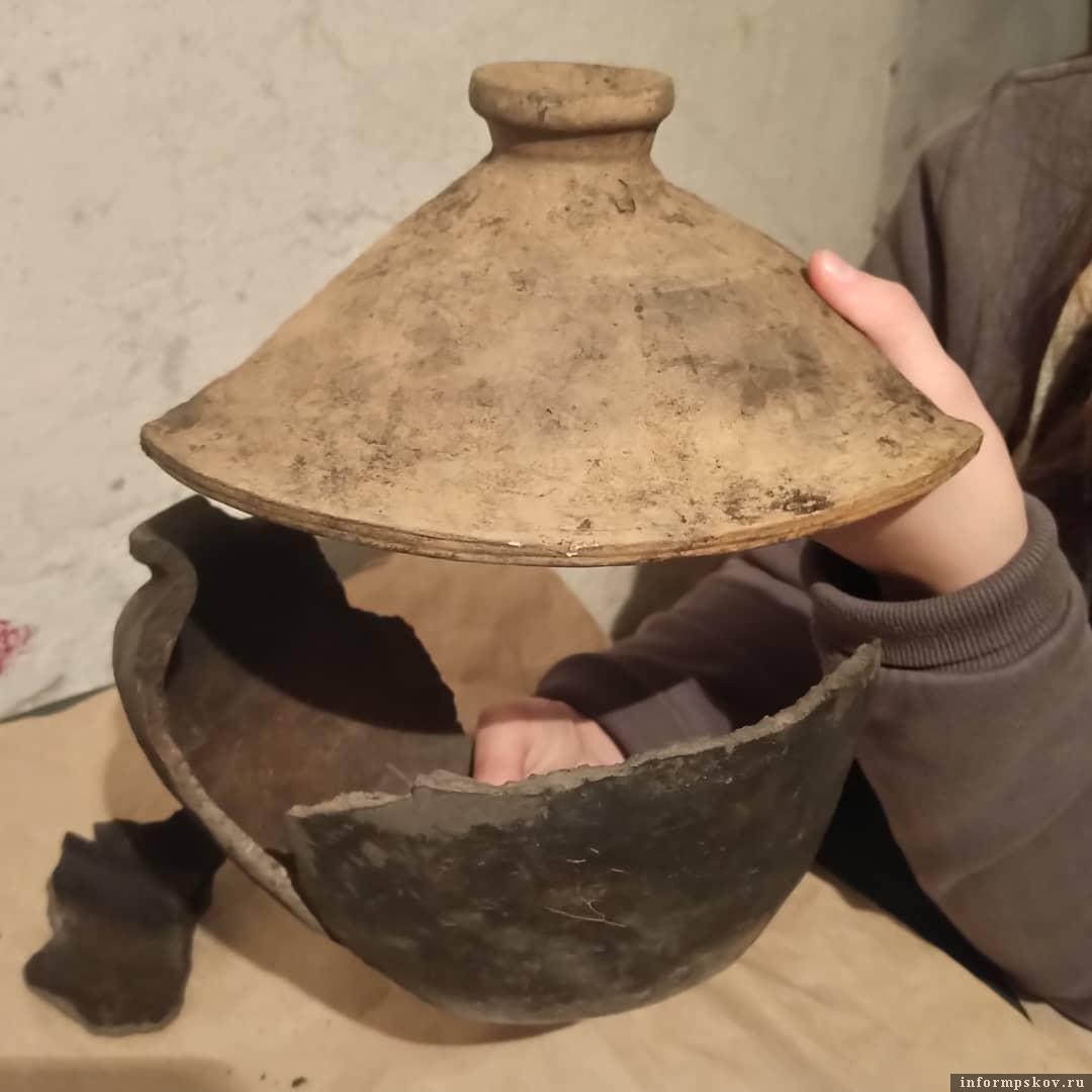 Фото из Instagram археологического центра Псковской области.