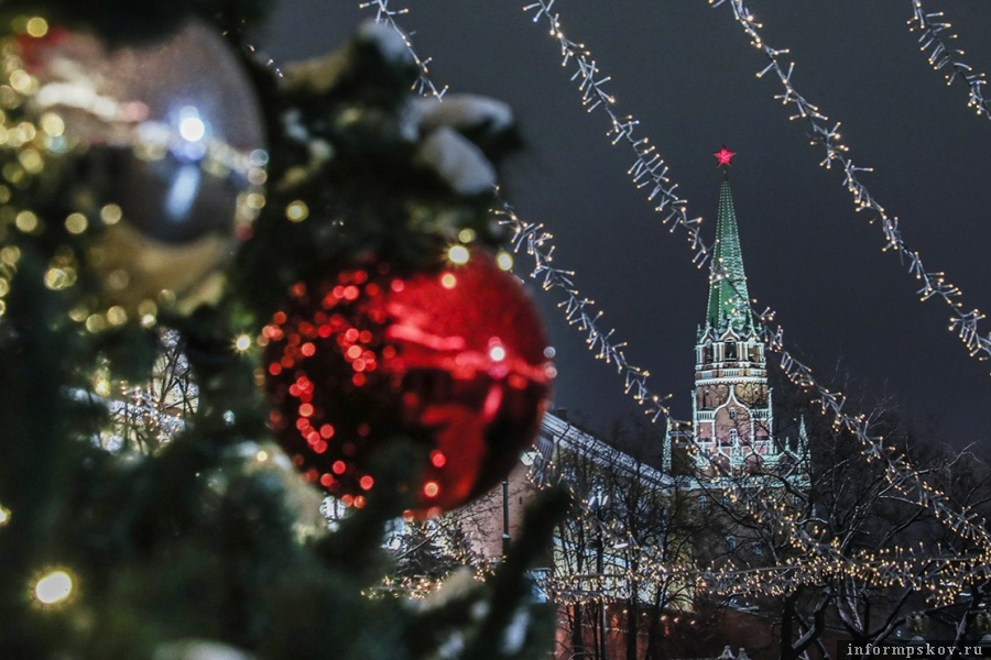 Красную площадь в новогоднюю ночь закрроют. Фото Андрея Любимова / РБК
