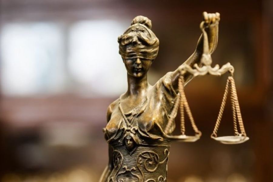 Порховский суд вынес приговор мужчине, ударившему приятеля ножом в живот. Фото vtsud.blogspot.com