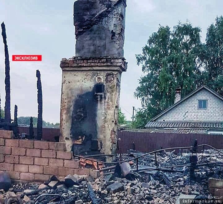 Фото с места происшествия: ГУ МЧС России по Псковской области