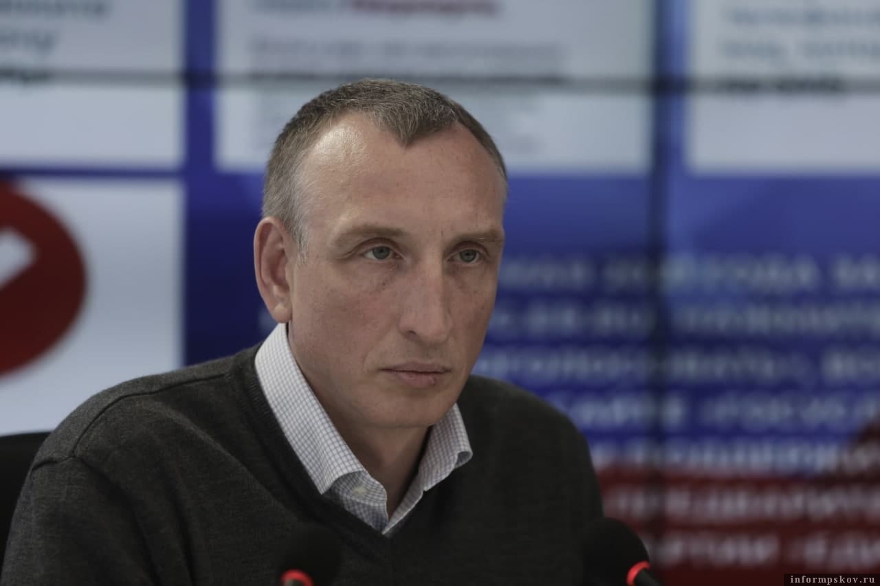 Александр Козловский в медиацентре ПАИ на пресс-конференции. 19 мая 2021 года.