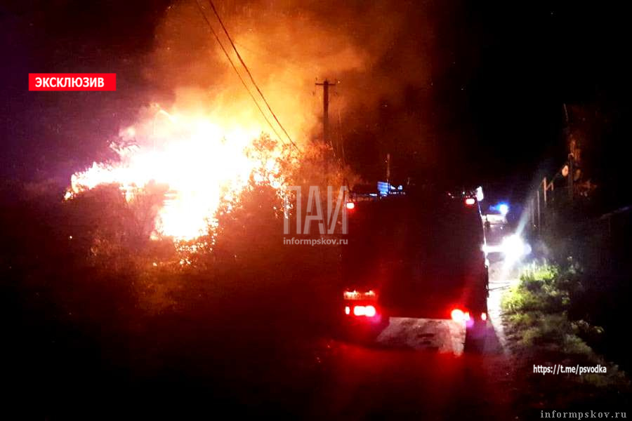 Два баллона с газом взорвались в частном доме в Печорах. Фото ПАИ