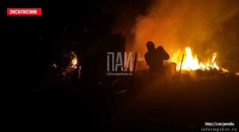 В Гдовском районе сгорела хозяйственная постройка. Фото газеты "Гдовская заря"