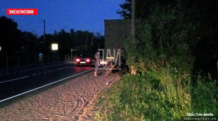 Мотоциклист пострадал в результате столкновения с фурой. Фото: ПАИ