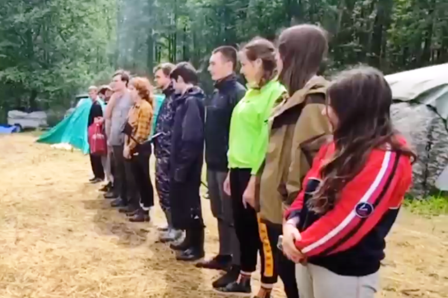 Добровольческая вахта в Себежском районе. Фото: скрин видео