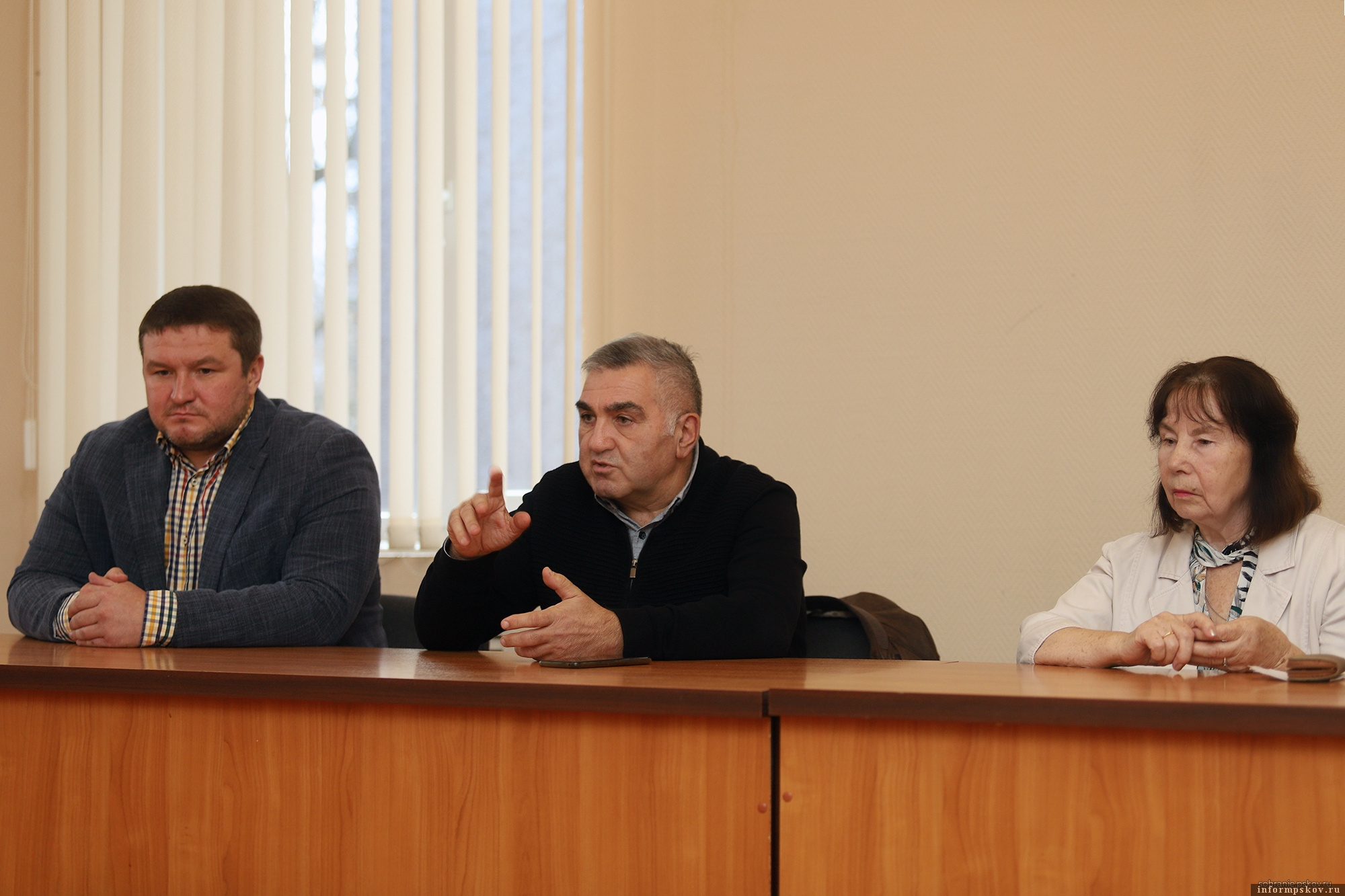 Фото здесь и далее: пресс-служба Псковского областного Собрания депутатов