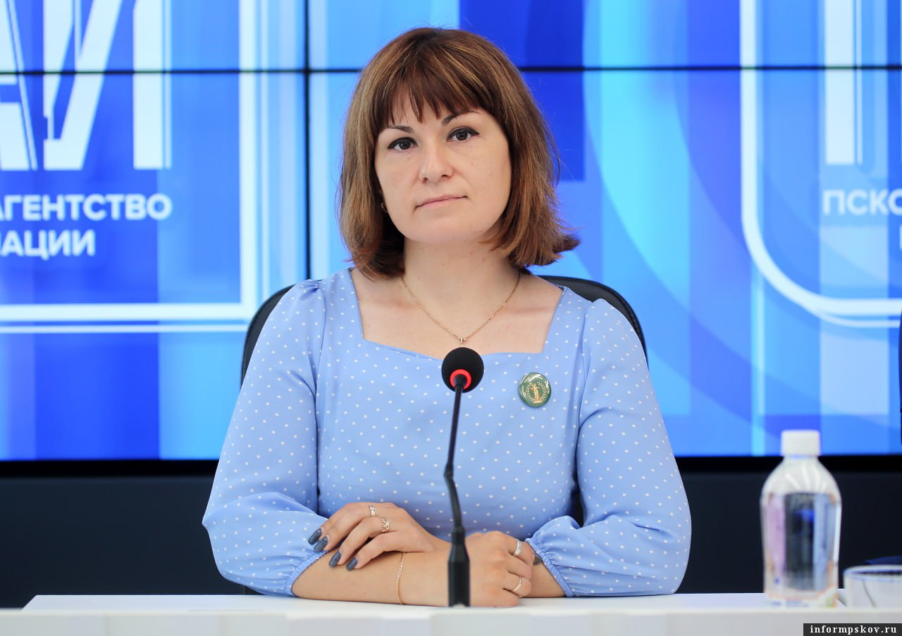 В Пскове проходят патриотические встречи с участниками специальной военной операции. На фото Мария Филонова. Фото: ПАИ