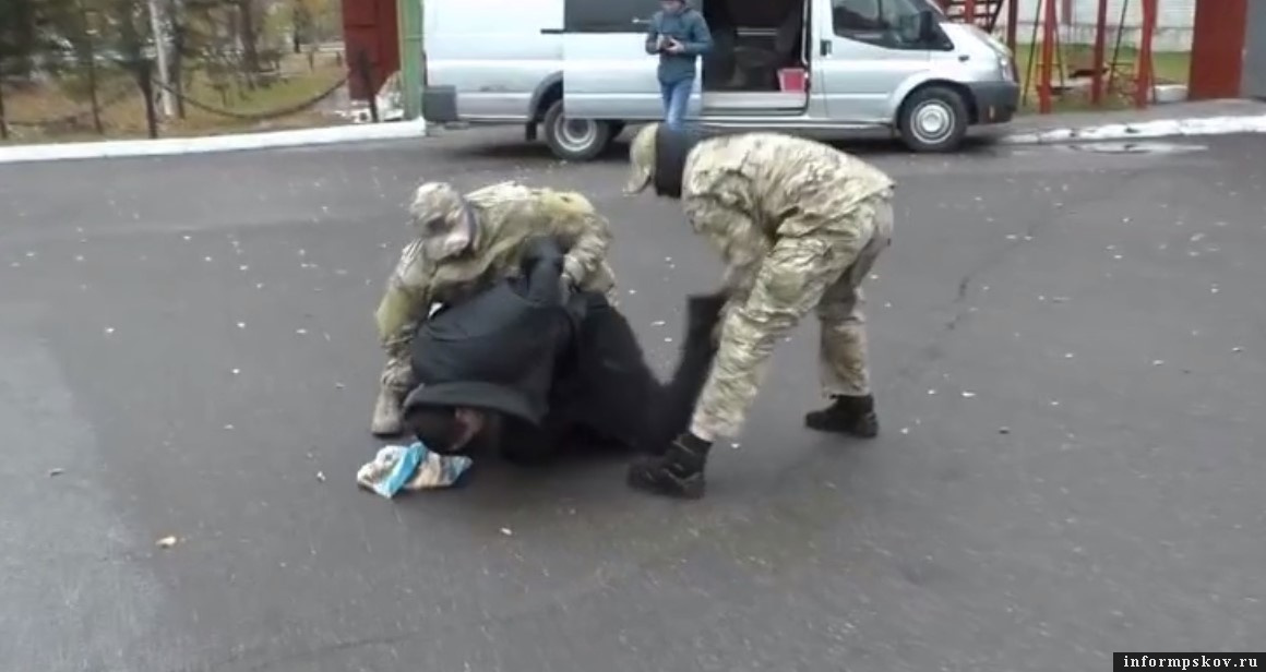 Завершено расследование дела в отношении четверых участников нападения на псковских десантников. Фото: ФСБ РФ