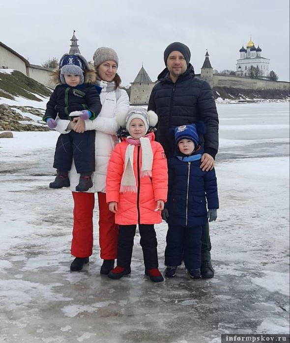 Фото для задания – прогулка на свежем воздухе всей семьёй. Фото здесь и далее предоставила Татьяна Трощилова