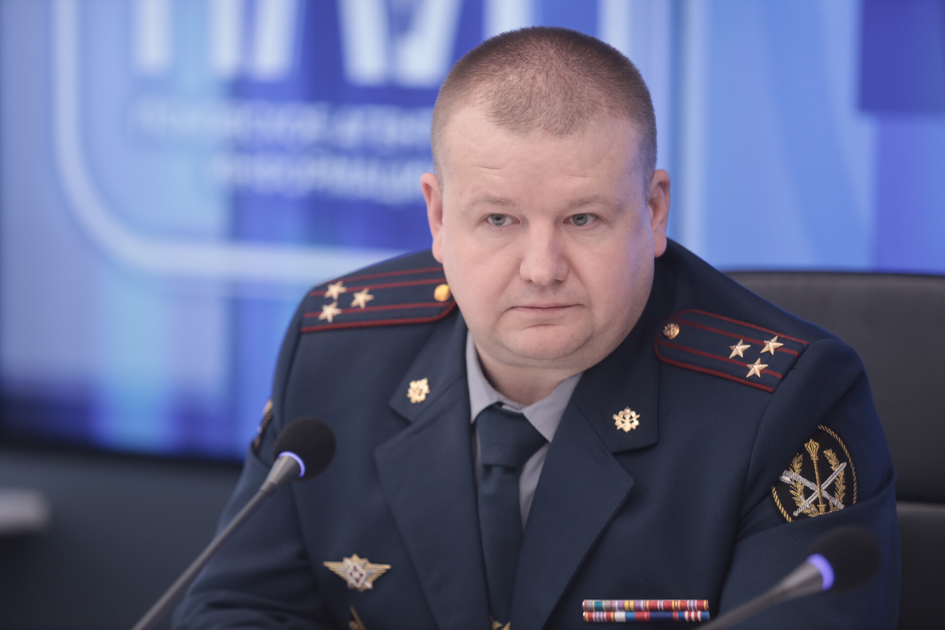 Осуждённых в колониях Псковской области кормят на три тысячи рублей в месяц. На фото: начальник УФСИН России по Псковской области полковник внутренней службы Алексей Емельянов. Фото: ПАИ