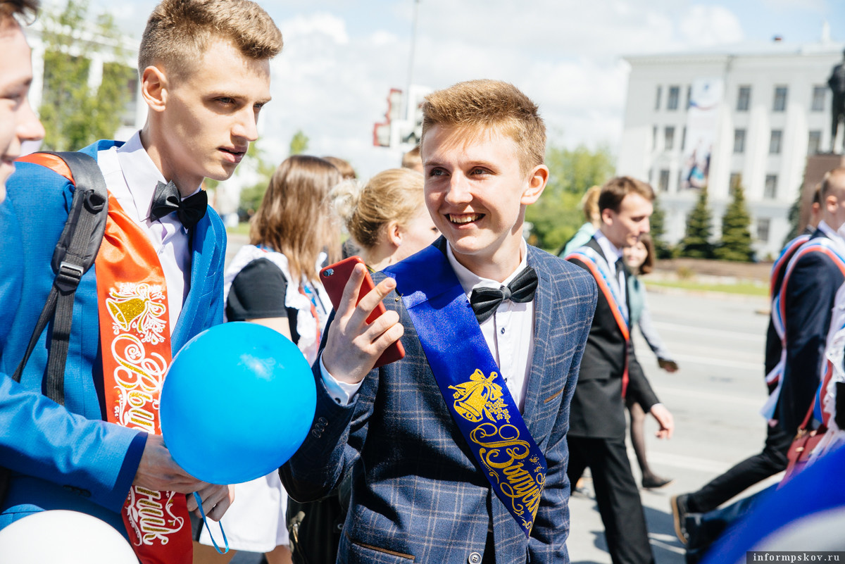 Последние звонки состоятся 24 мая, а выпускные вечера запланированы на 28 июня. Фото: ПАИ