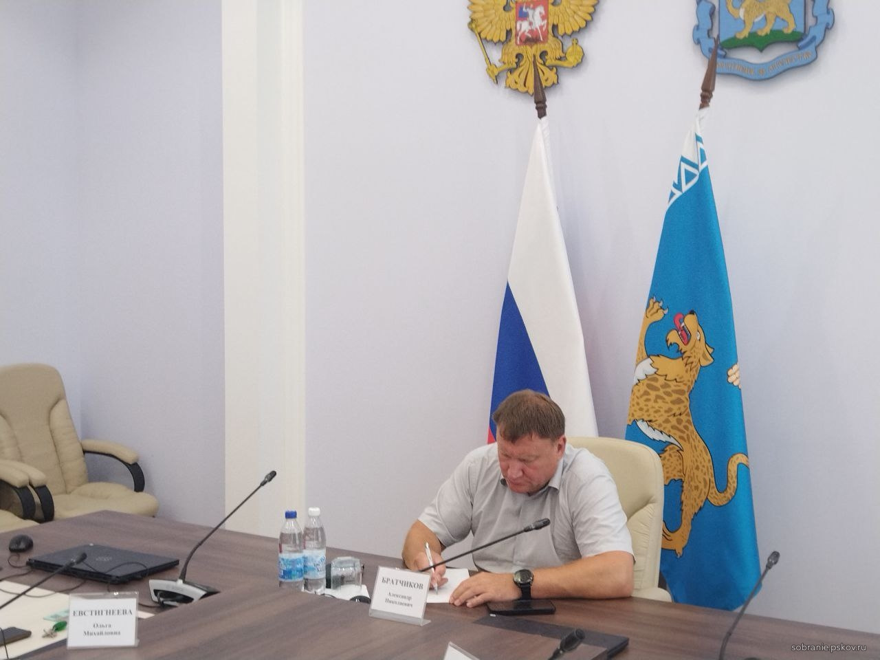 Фото: пресс-служба Псковского областного Собрания депутатов