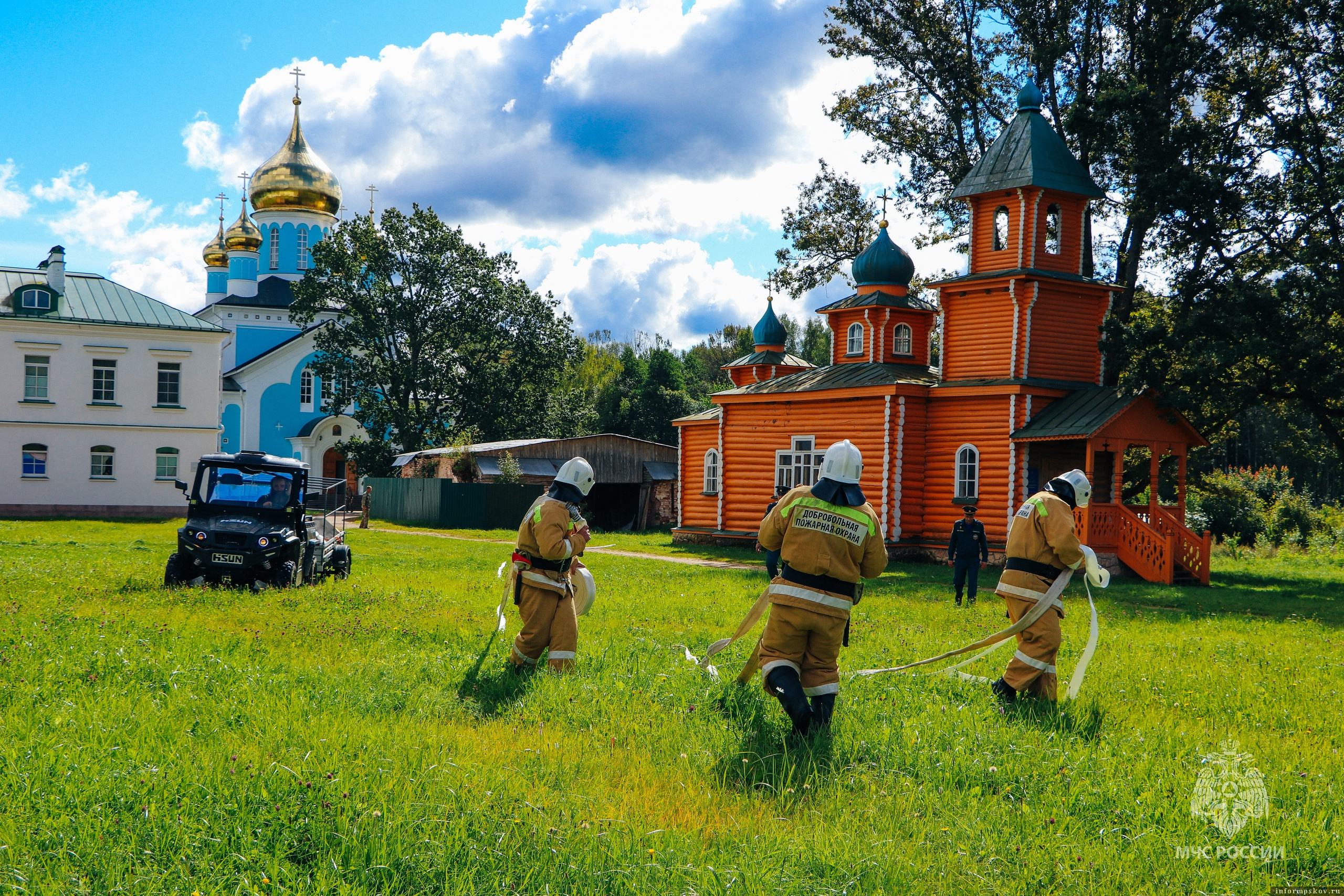 Фото здесь и далее: ГУ МЧС России по Псковской области