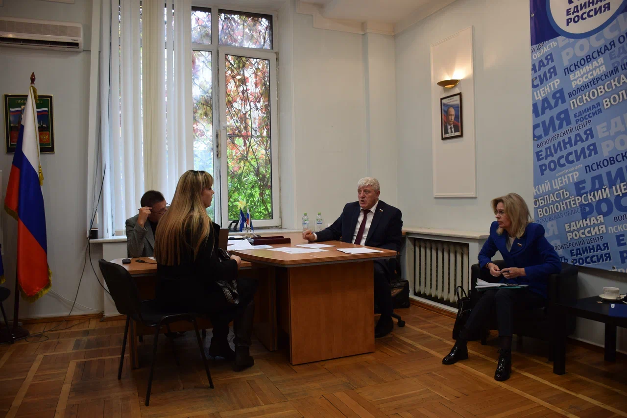 Фото здесь и далее: пресс-служба Псковского регионального отделения «Единой России»