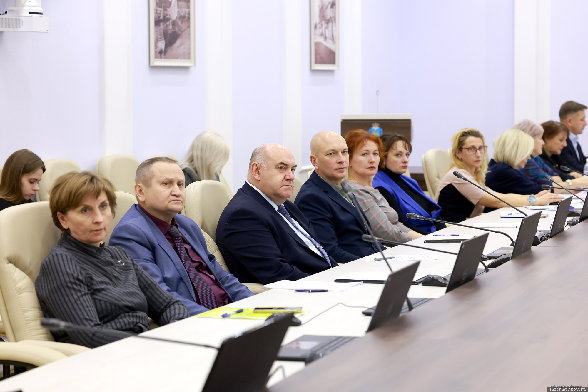 Фото здесь и далее: Псковское областное Собрание депутатов