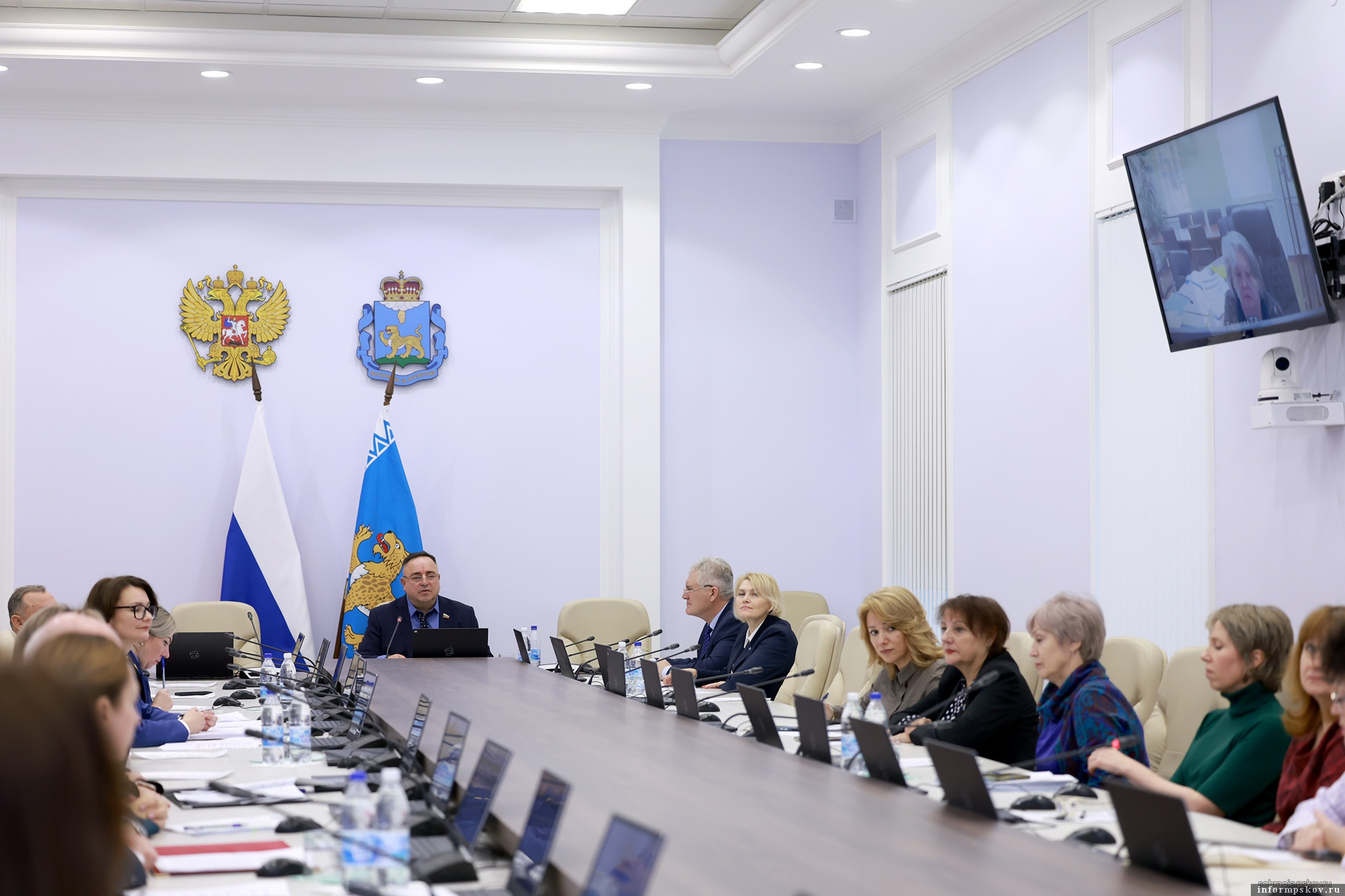 Фото: пресс-служба Псковского областного Собрания
