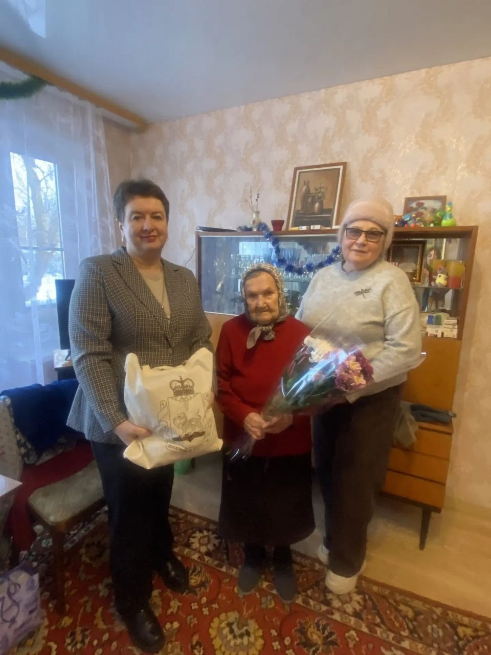 Фото со страницы главы Бежаницкого муниципального округа Елены Ивановой в соцсети «ВКонтакте»