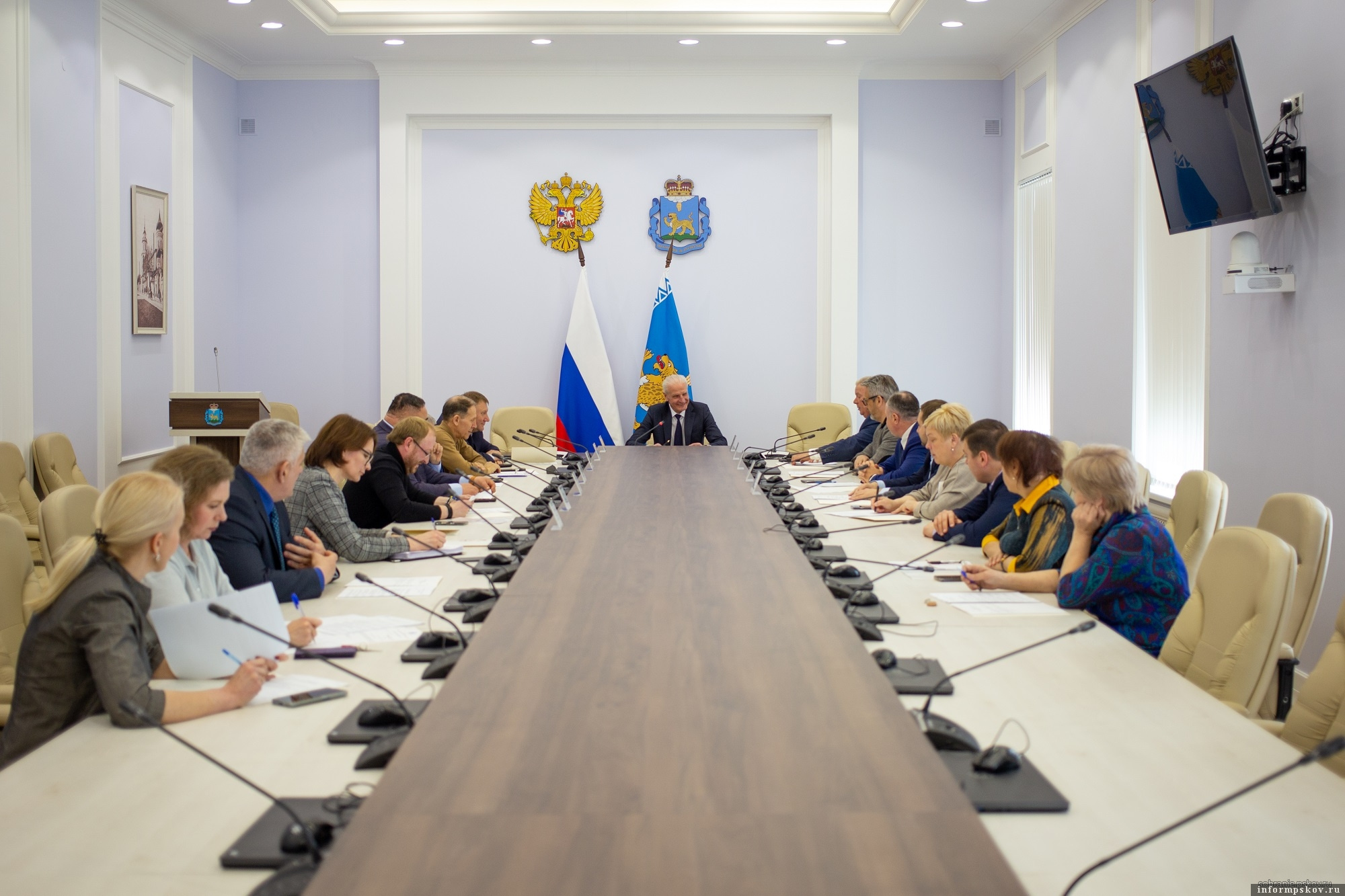 Фото: пресс-служба Псковского областного Собрания