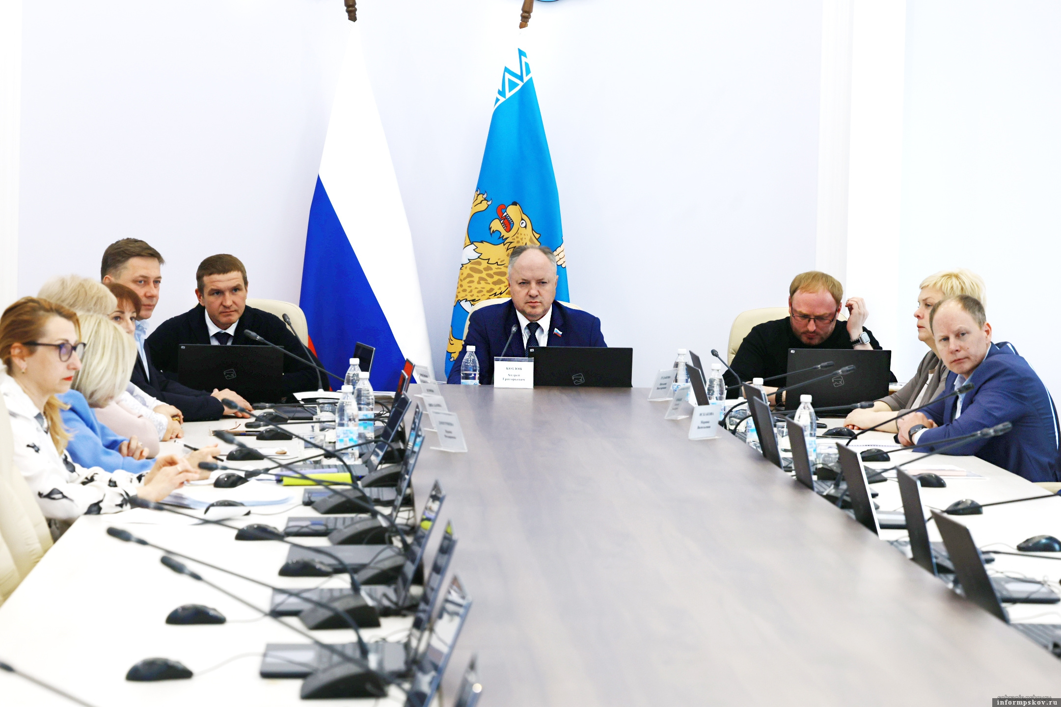 Фото здесь и далее: пресс-служба Псковского областного Собрания депутатов