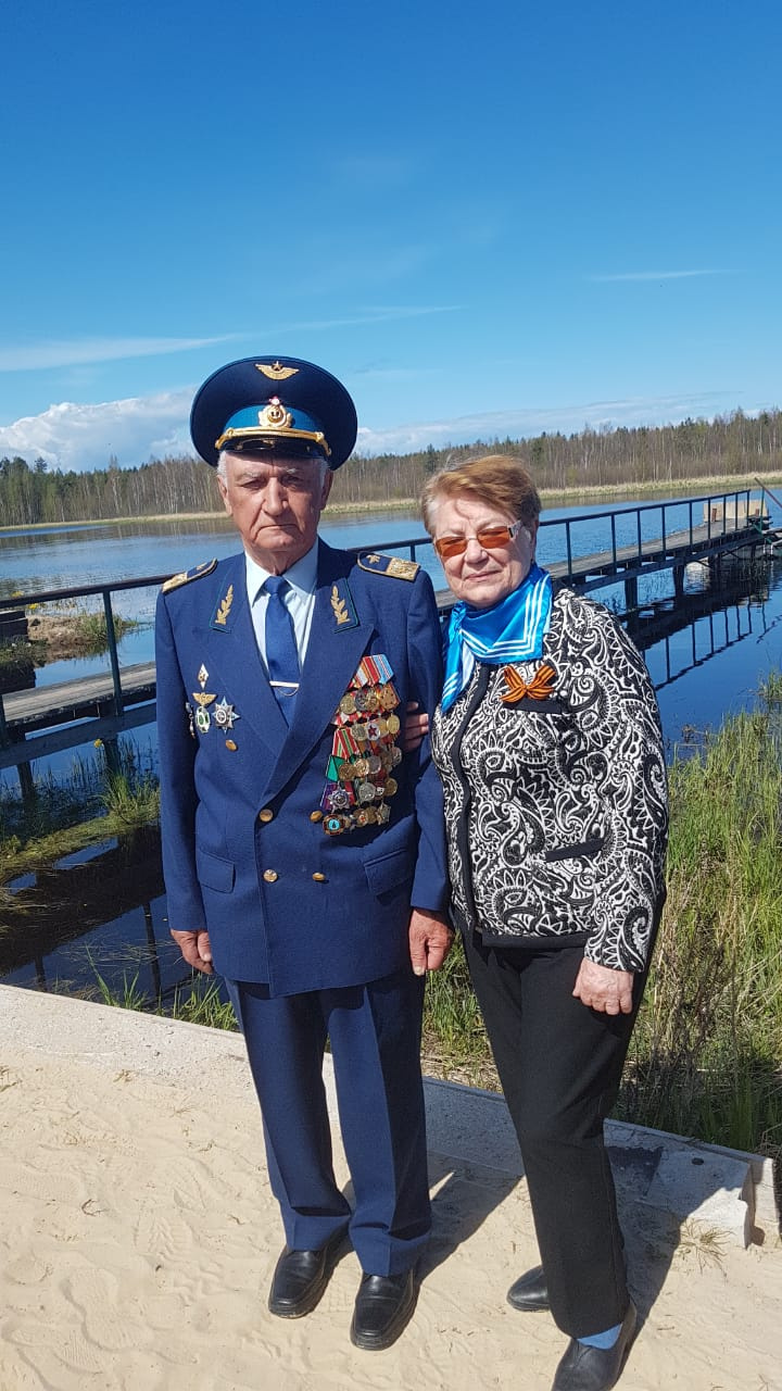 Владимир Павлович и Ольга Ивановна Гладких воспитали сына Игоря настоящим воином, патриотом и очень хорошим человеком
