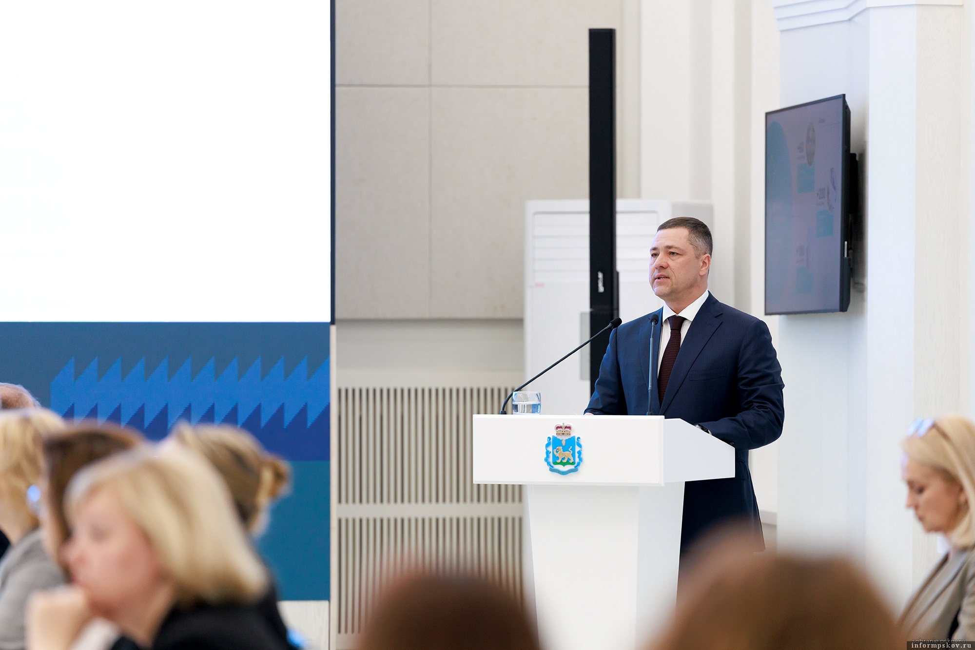 Губернатор Михаил Ведерников. Фото: пресс-служба Псковского областного Собрания