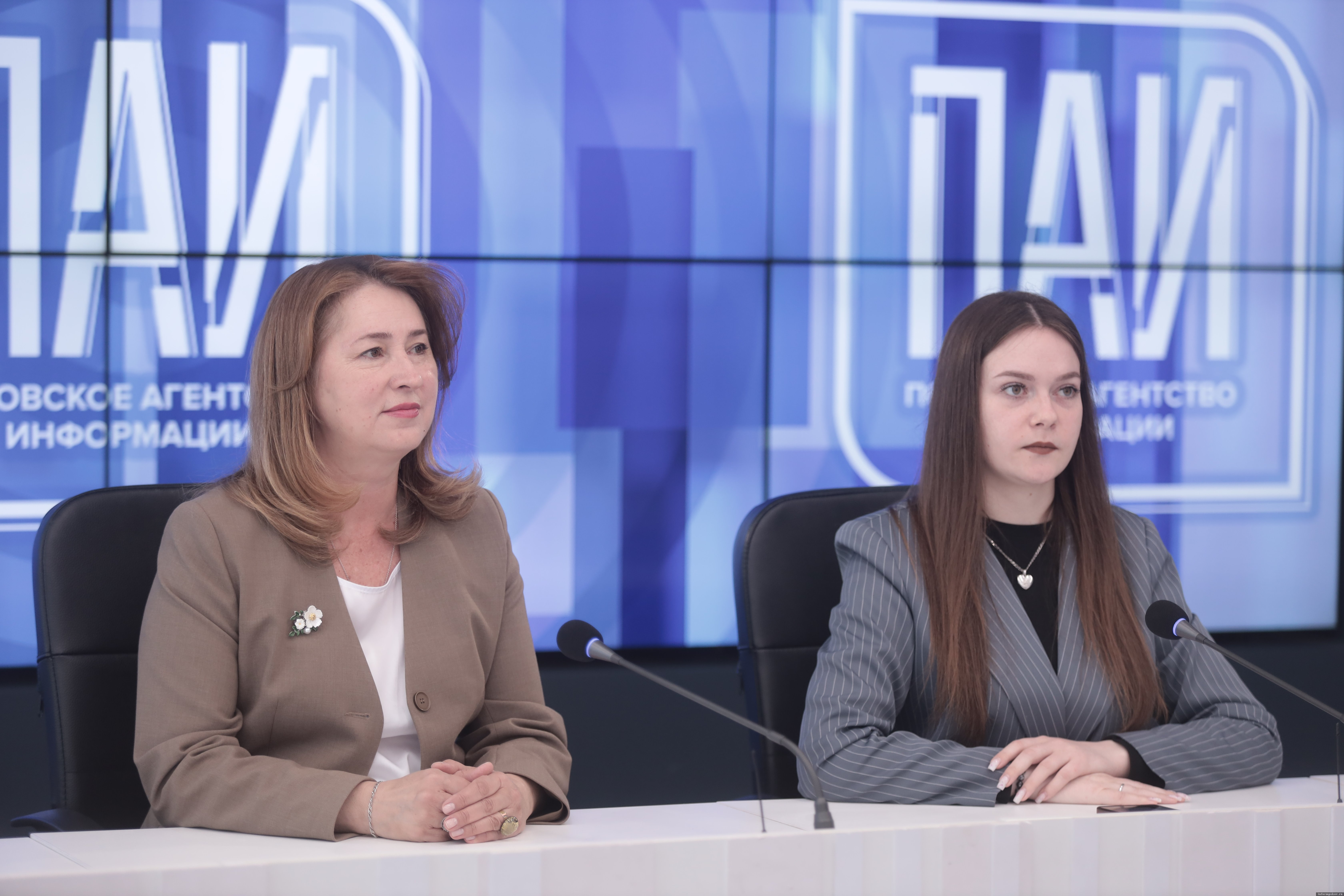 Ольга Урсова (слева). Фото: ПАИ
