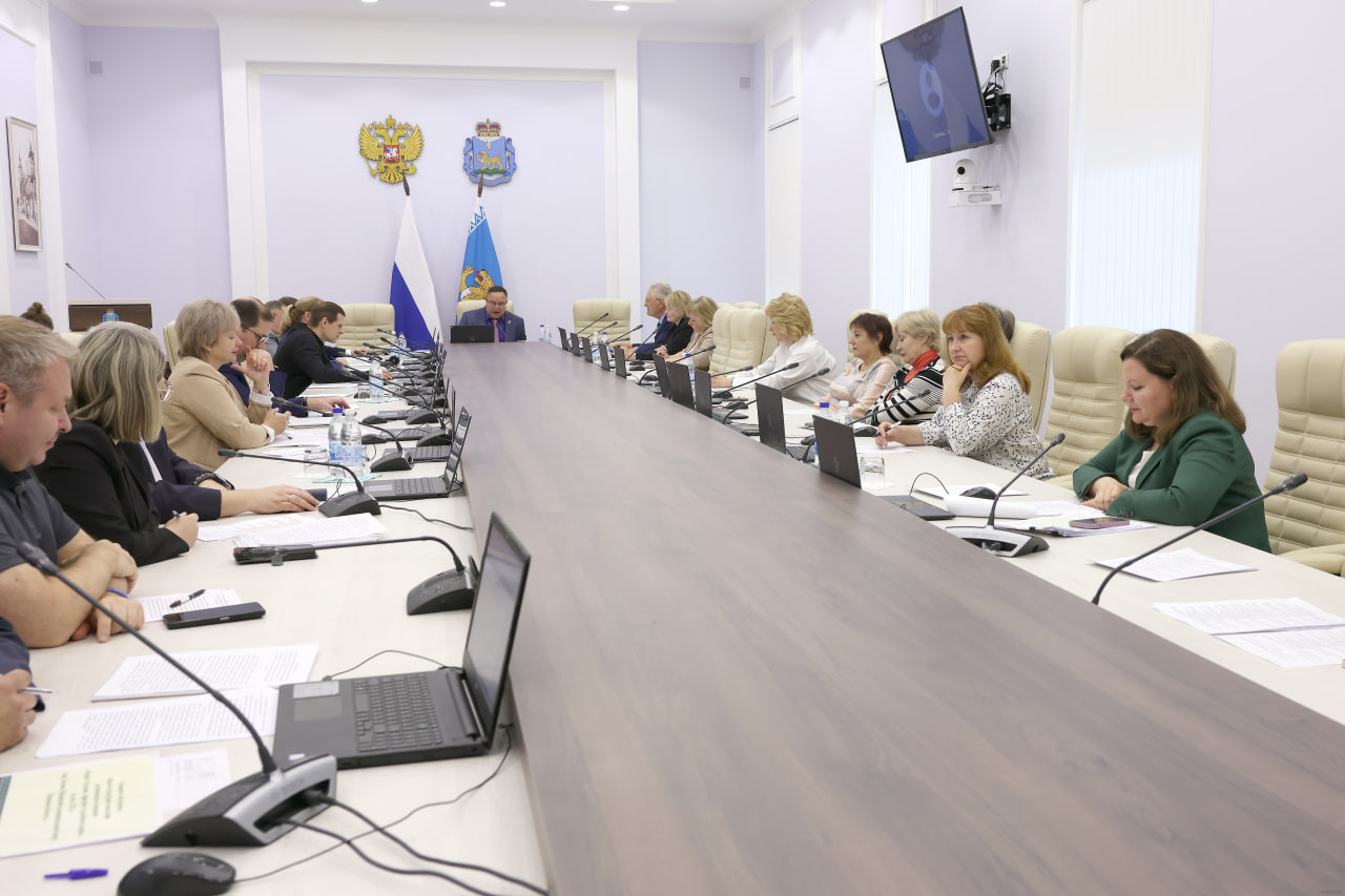 Фото: пресс-служба Законодательного Собрания Псковской области