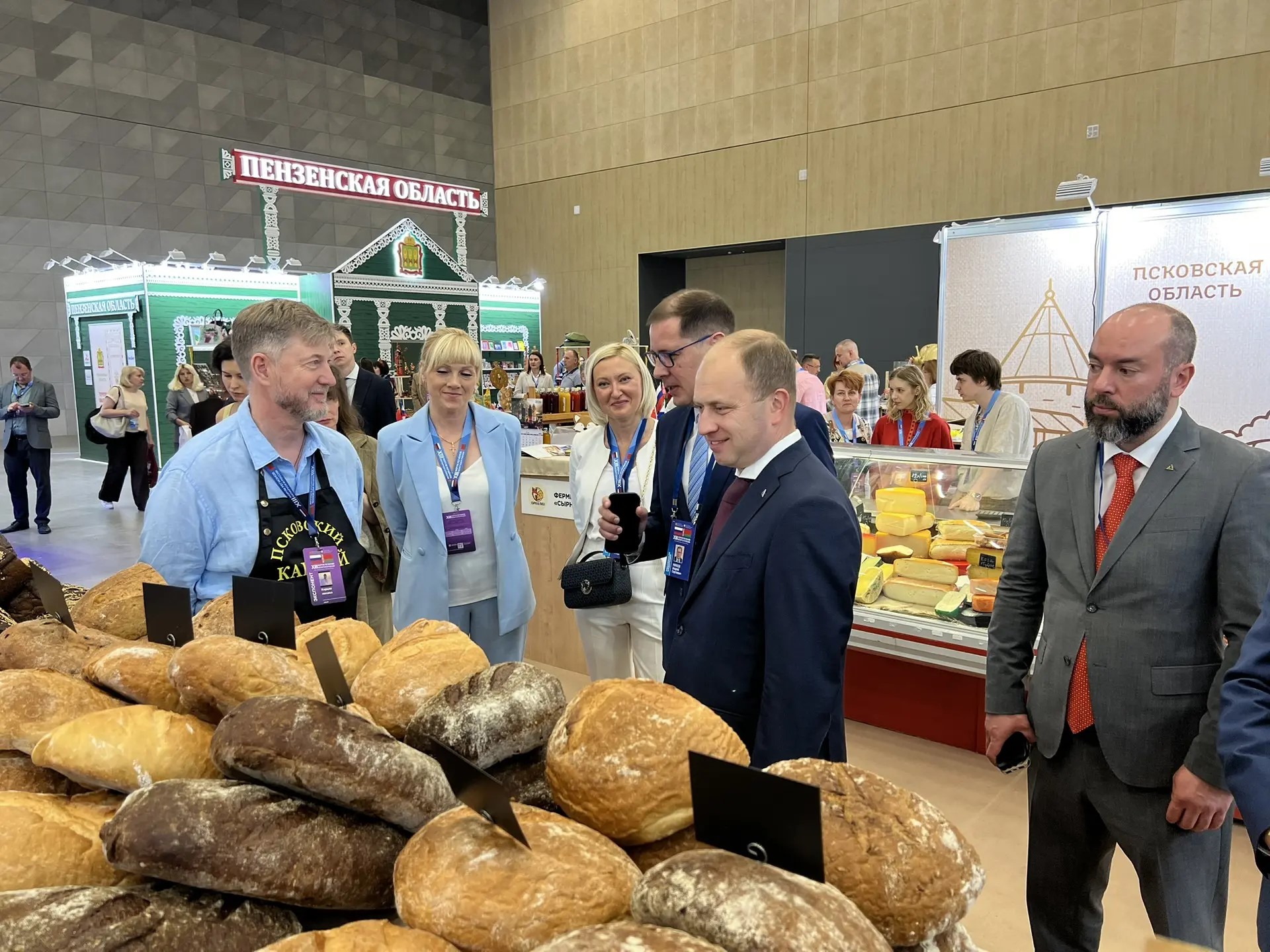 Стенд предприятия «Псковский каравай»