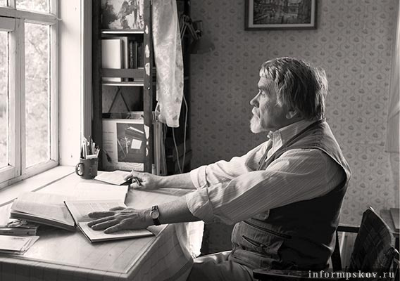 Валентин Курбатов в «Михайловском». Фото Юрия Белинского из фондов музея