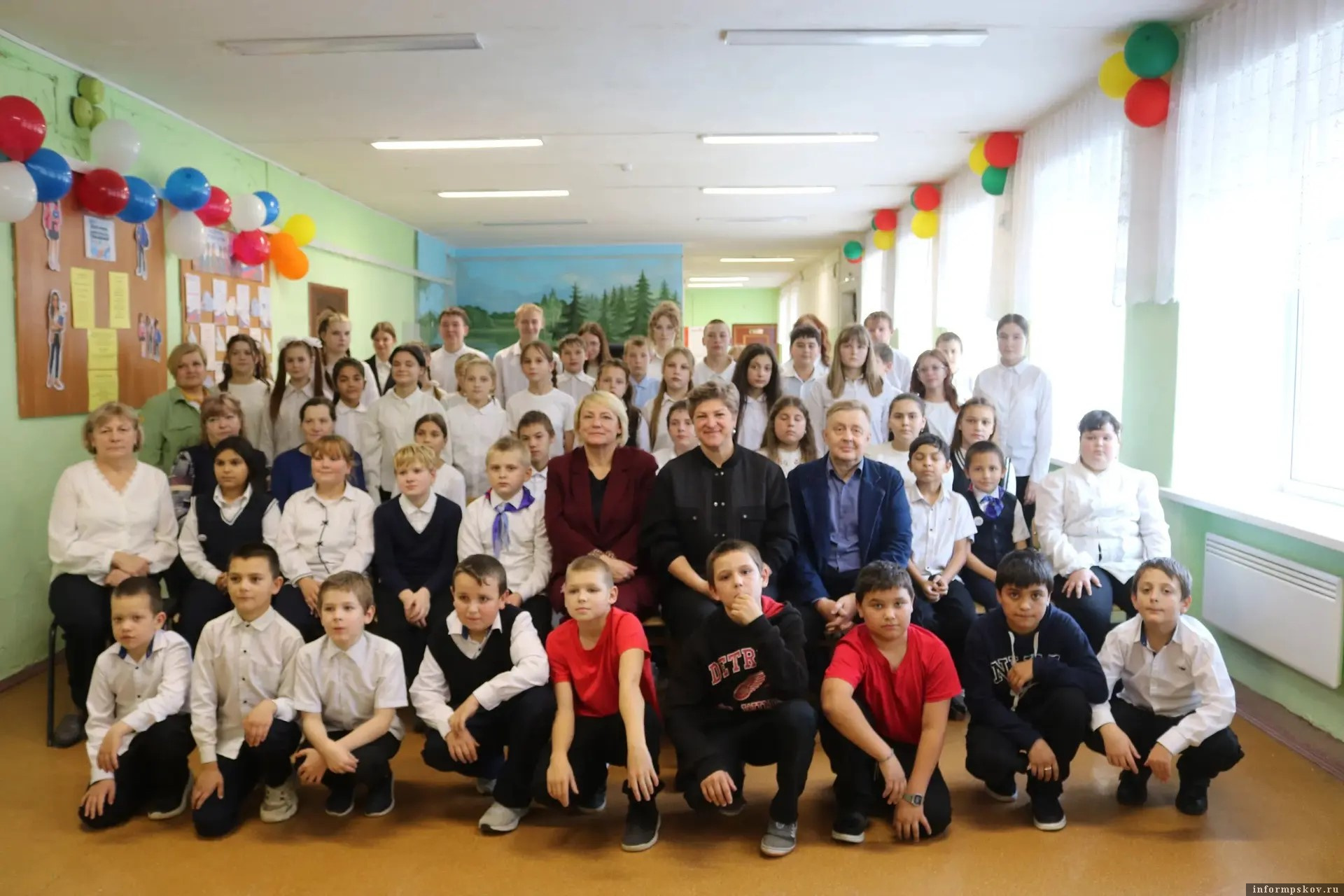 Фото из канала главы Великолукского муниципального округа Алексея Кузьмина в MAX