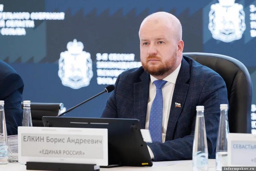 Борис Елкин. Фото: пресс-служба Законодательного Собрания Псковской области