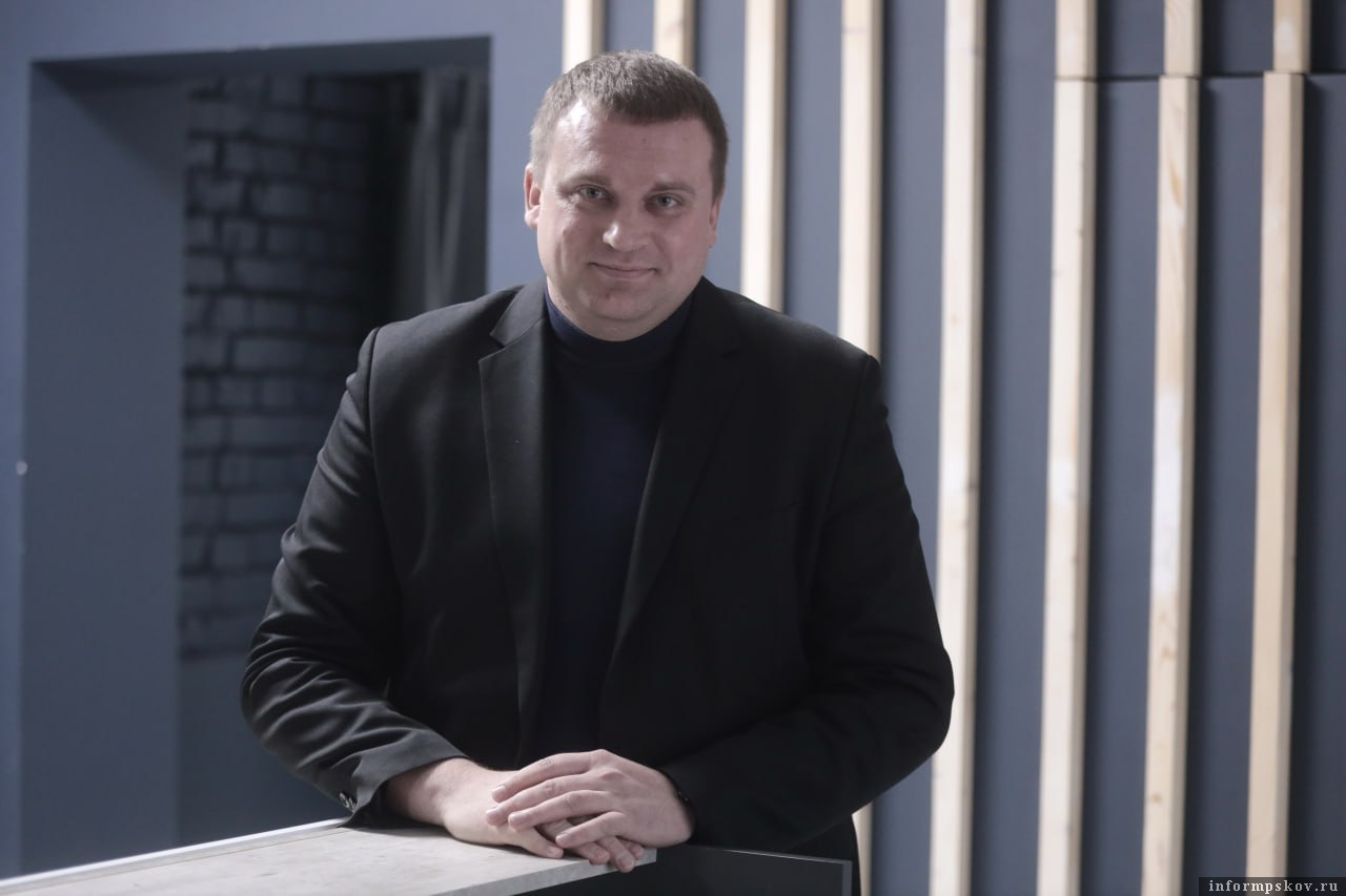 Сергей Бухаров