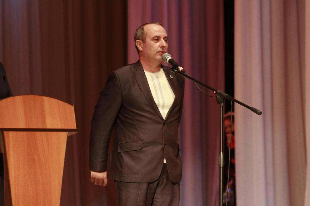Заместитель председателя облизбиркома поздравил юных псковичей с Днем Конституции