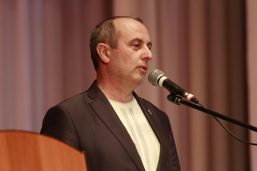 Заместитель председателя облизбиркома поздравил юных псковичей с Днем Конституции