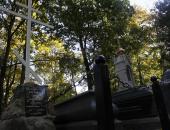 В Пскове на Мироносицком кладбище отслужили литию на восстановленном некрополе купцов-староверов XIX