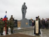 Открытие памятника Советскому солдату на 'Линии Сталина'