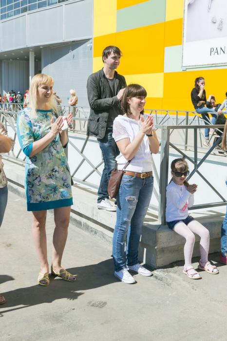 Праздник у ТРК «Акваполис», посвященный Дню Победы