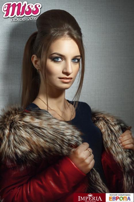 Фотосессия участниц «Мисс Псков 2016» в ЖК «Европа»