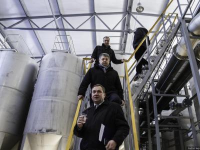 Иван Цецерский посетил водоочистную станцию подземного водозабора. Фото: Александр Сидоренко