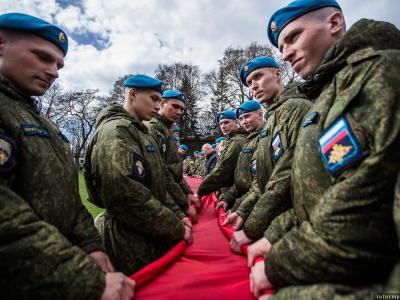Участники автопробега «Звезда нашей Великой Победы» посетили Псков. Фото: Александр Сидоренко