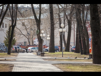 Фонари в Кутузовском сквере