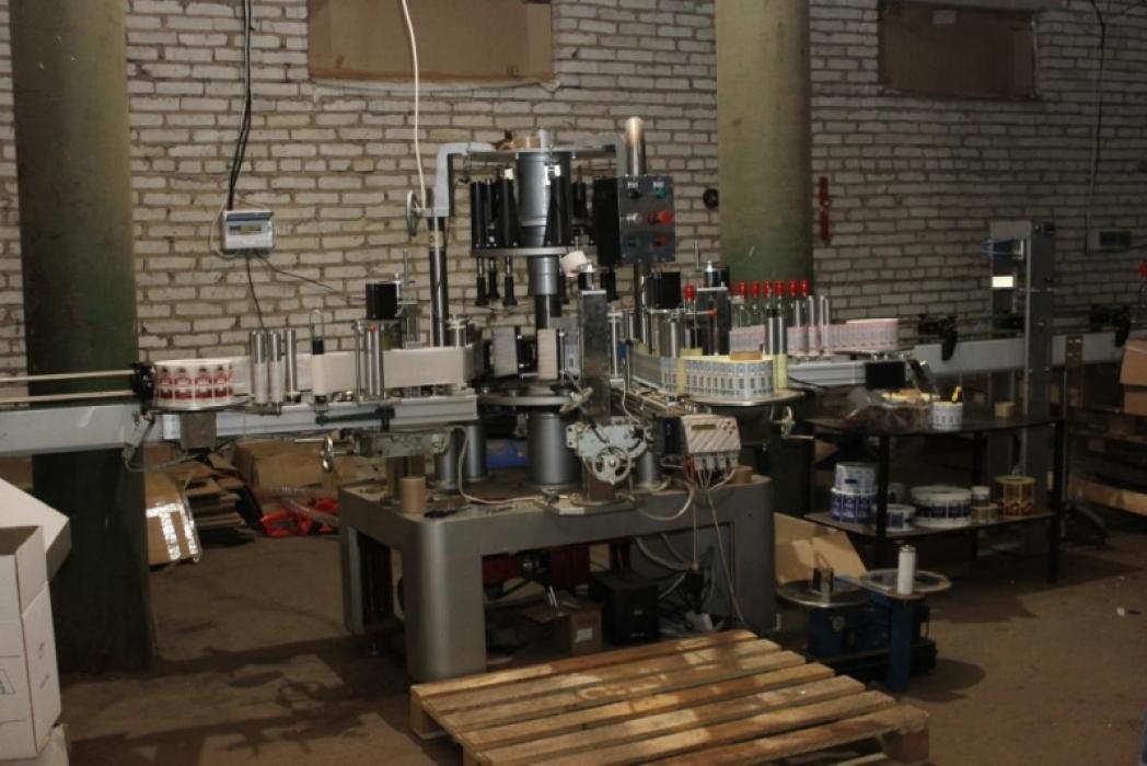 Подпольное предприятие по производству алкоголя в Островском районе