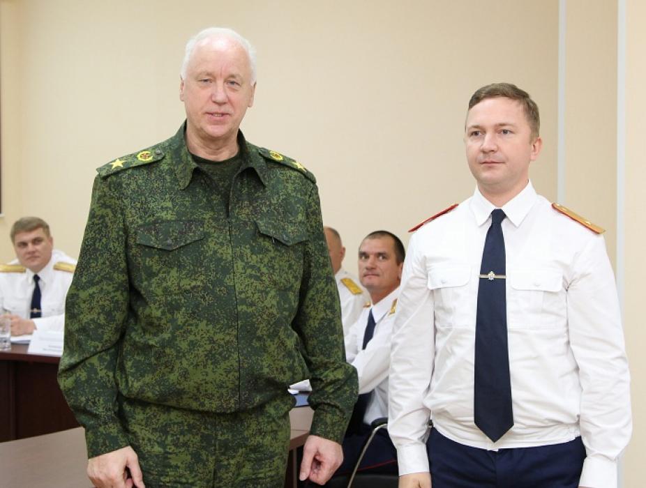 Александр Бастрыкин наградил псковских следователей