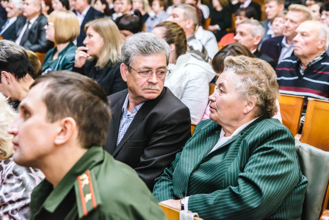 В должность главы Островского района вступил Дмитрий Быстров