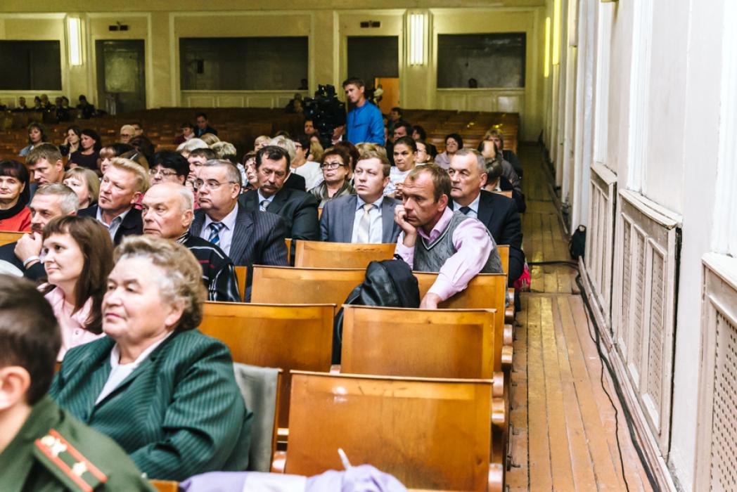 В должность главы Островского района вступил Дмитрий Быстров