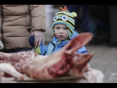 Продовольственный рынок на Четырех углах. Фото: Андрей Степанов