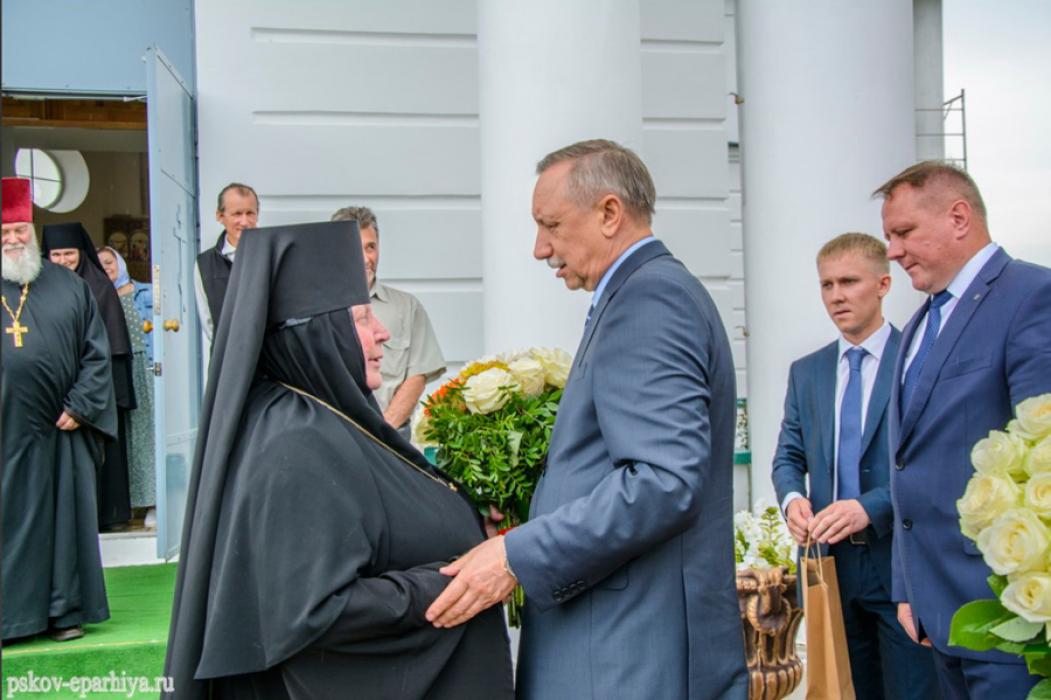 Встреча митрополита Псковского и Порховского Тихона с полномочным представителем президента России в СЗФО Александром Бегловым