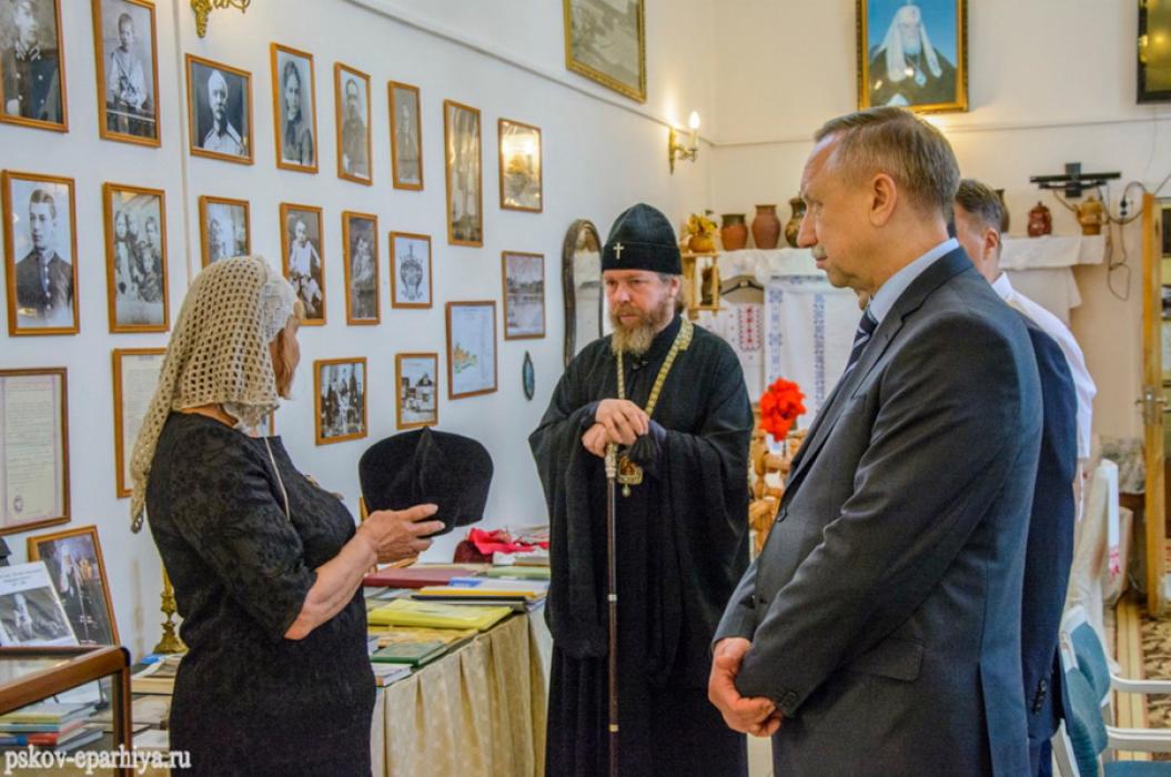 Встреча митрополита Псковского и Порховского Тихона с полномочным представителем президента России в СЗФО Александром Бегловым
